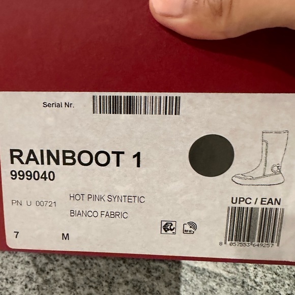 Salvatore Ferragamo designer women rain boots - Picture 4 of 4